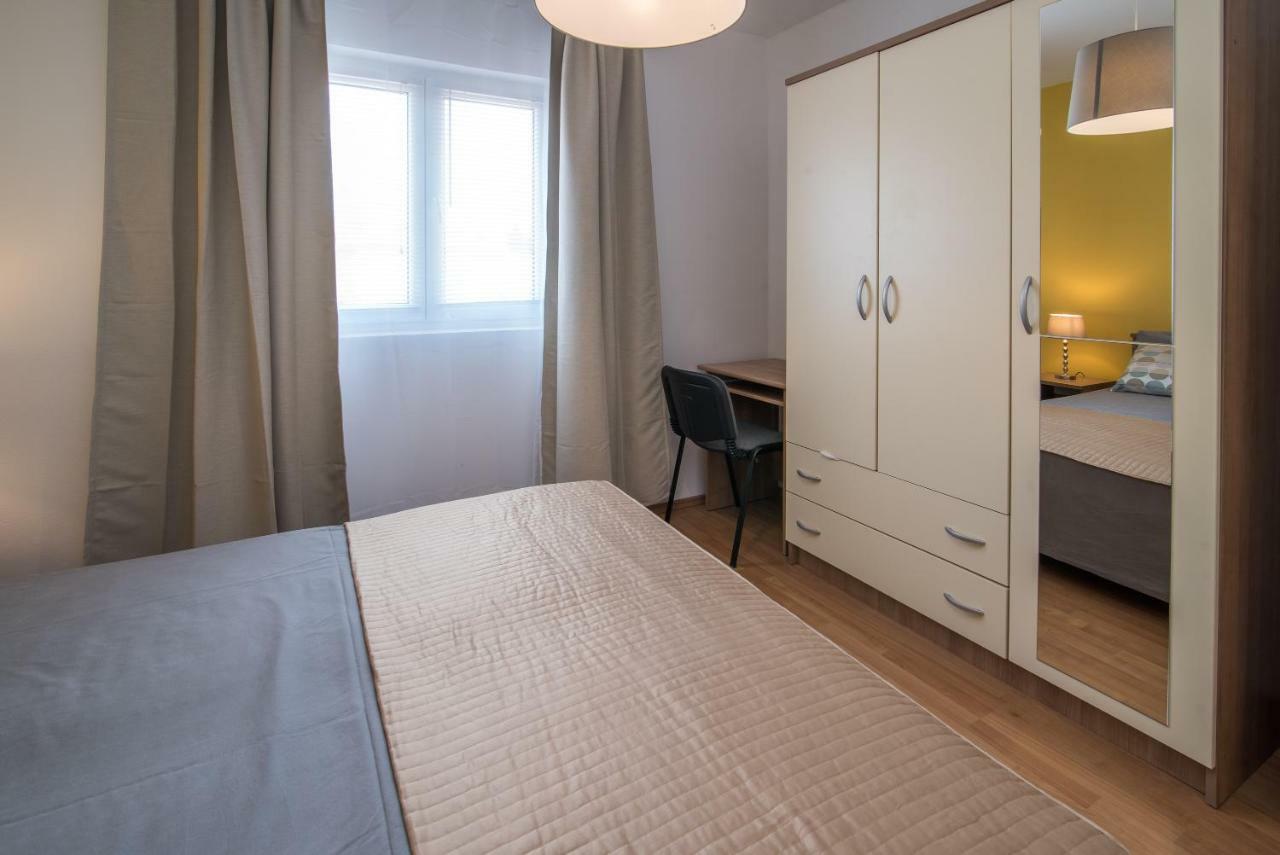 Apartments Sanjin Корнич Екстер'єр фото