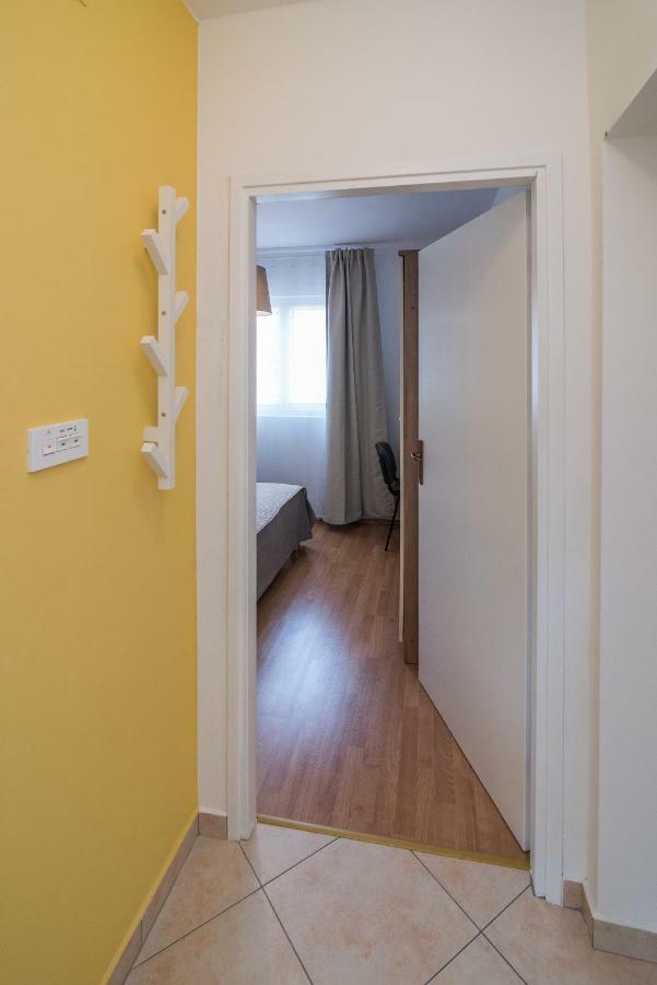 Apartments Sanjin Корнич Екстер'єр фото