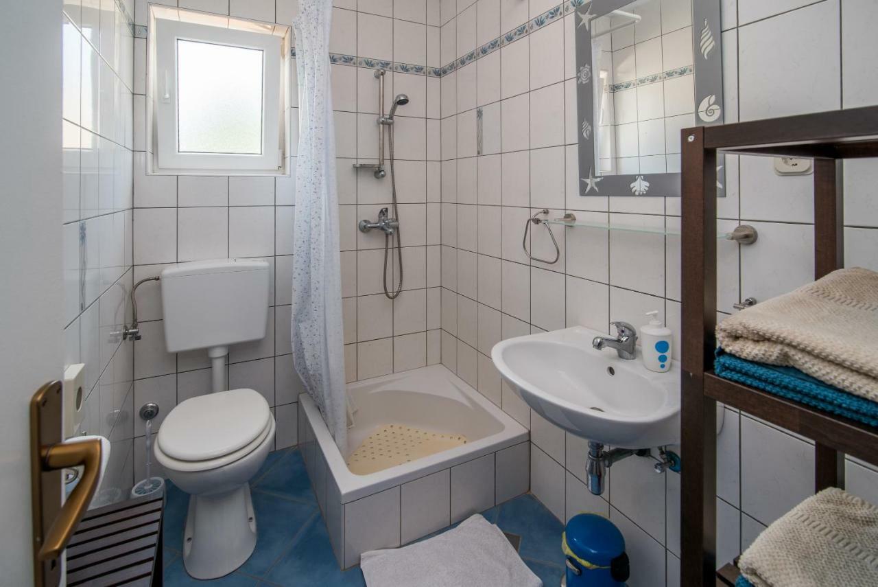 Apartments Sanjin Корнич Екстер'єр фото