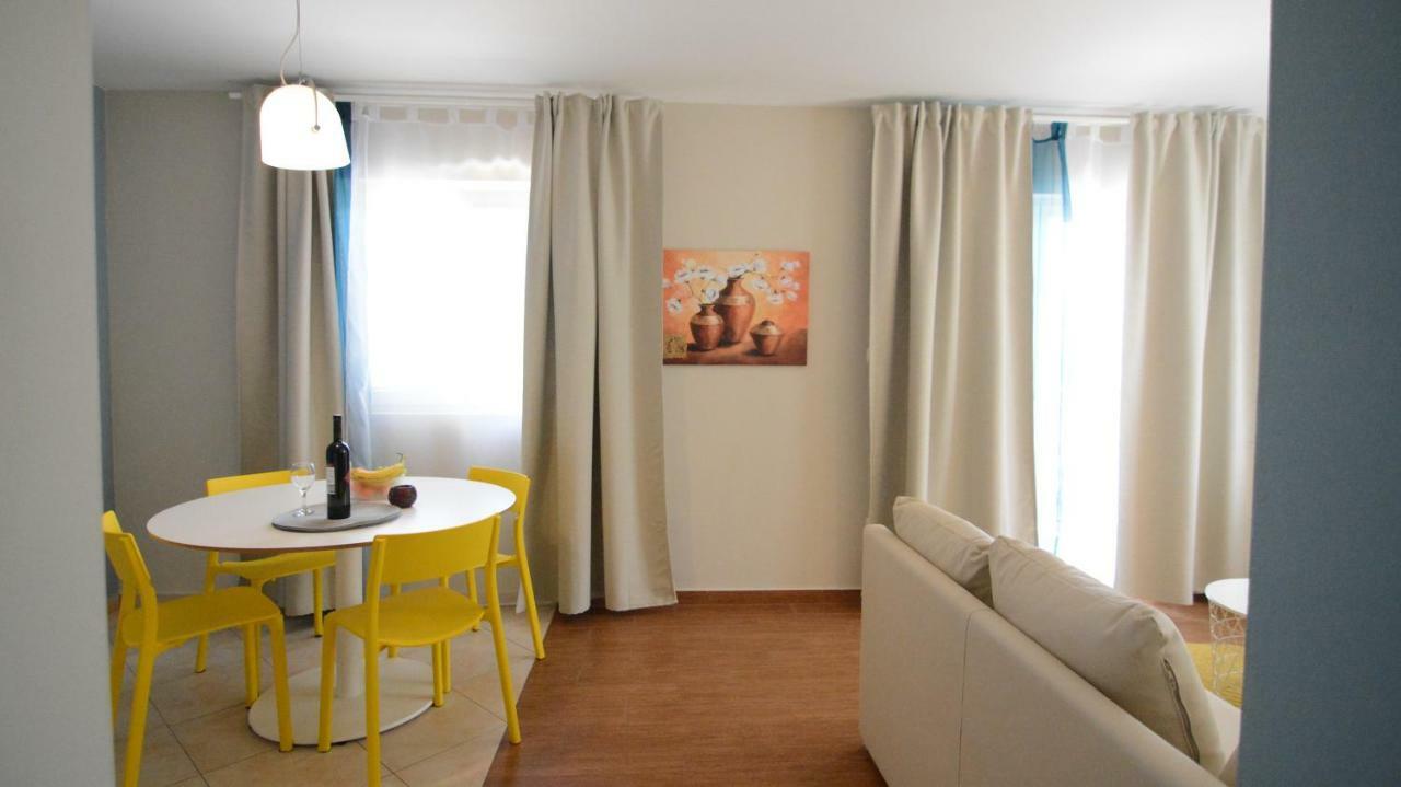 Apartments Sanjin Корнич Екстер'єр фото
